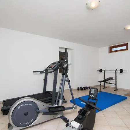 By Guide * أوباتيا